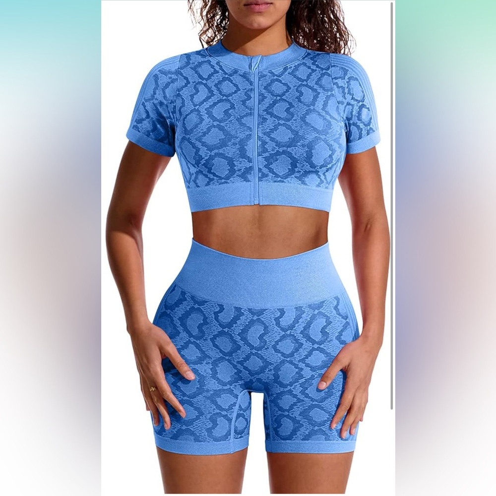 Blue Snake Print Two-Piece Set - Picture 3 of 7